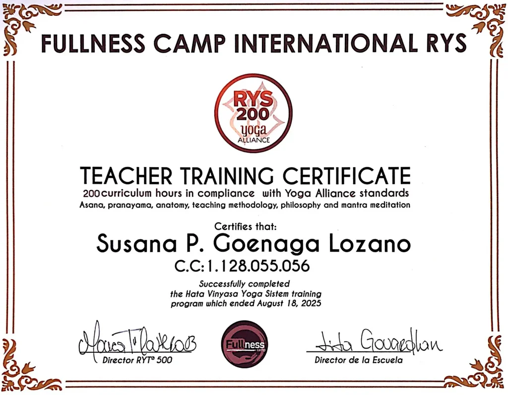 Formación de Profesorado en Hatha Vinyasa Yoga - Fullness Camp International RYS